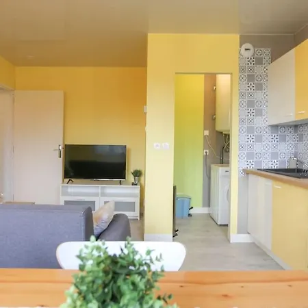 Appartement Sans Vis-A-Vis Proche Du Centre-Ville Douai Exterior photo